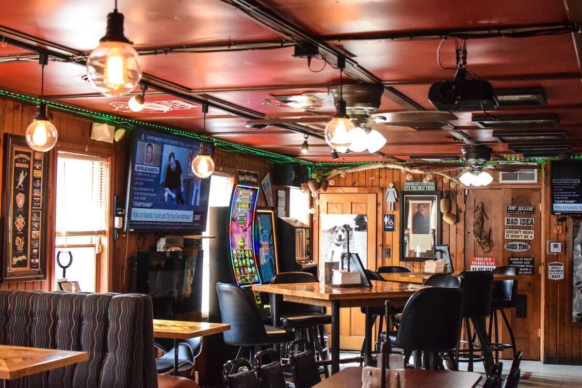 River Ratz Saloon-01